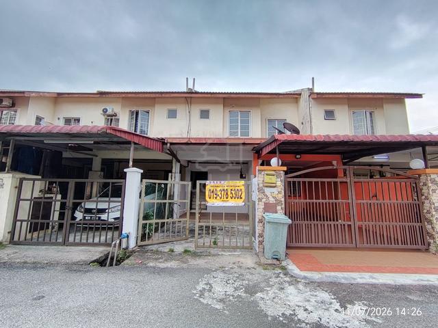 Bayu Permai Townhouse Upper Unit 1