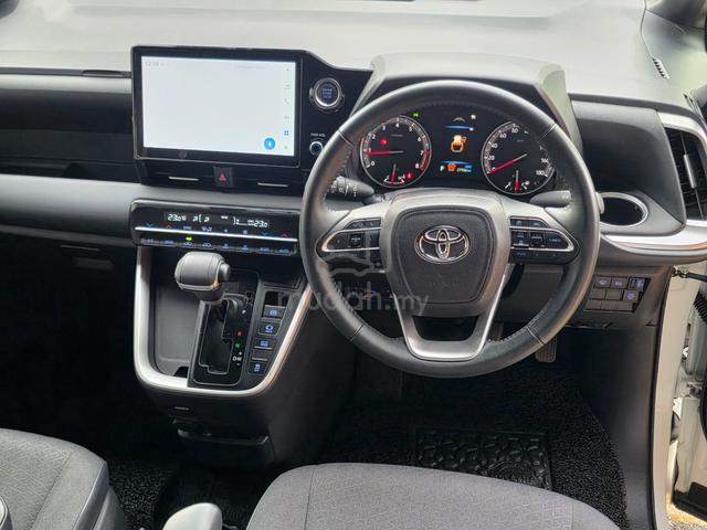 2022 Toyota VOXY 2.0 S-G (A) 8-SEATER - 5