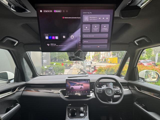 PRE-OWNED 2024 Zeekr 009 LUXURY MY24 (A) - 4