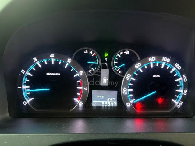 Toyota ALPHARD 2.4 240G (A) power boot - 4