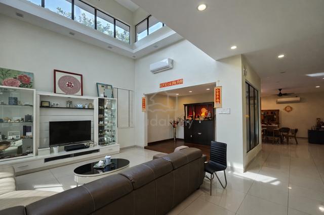 [Cheapest Bungalow] Fully Renovated Amverton Park, Bukit Rimau 1