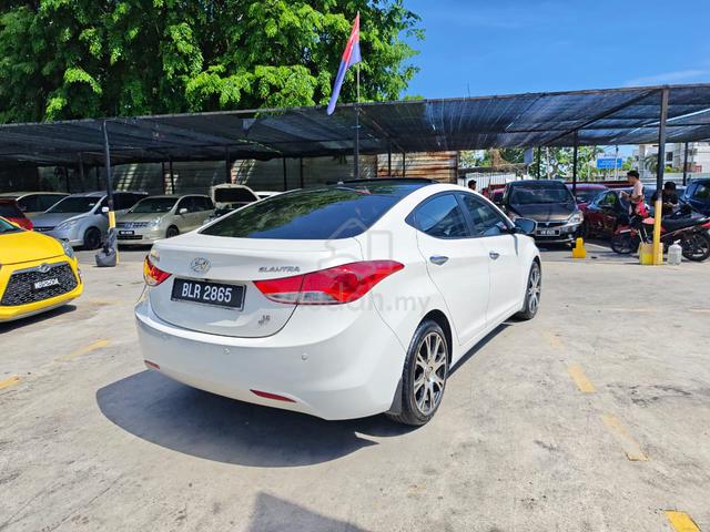 2012 Hyundai ELANTRA 1.8 (AUTO) - 3