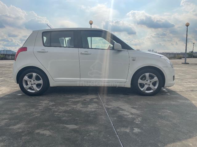 2011 Suzuki SWIFT 1.5 PREMIER (A) - 5
