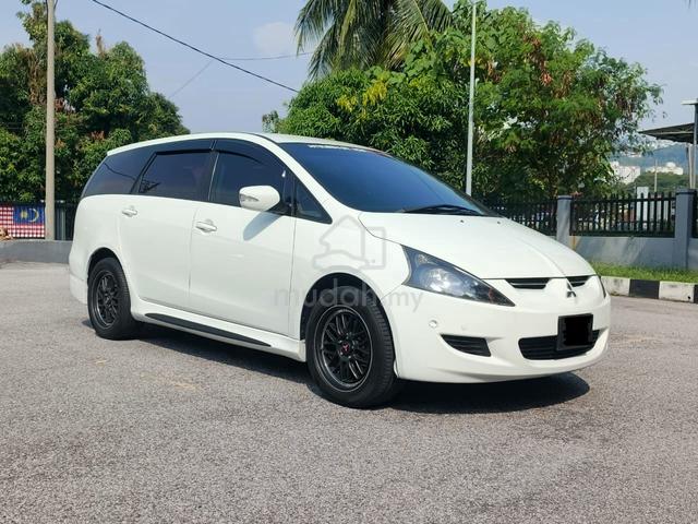 2011 Mitsubishi GRANDIS 2.4 MIVEC ENHANCED (A) - 1