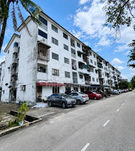 Flat Taman Merak Simpang Ampat Batu Kawan 1