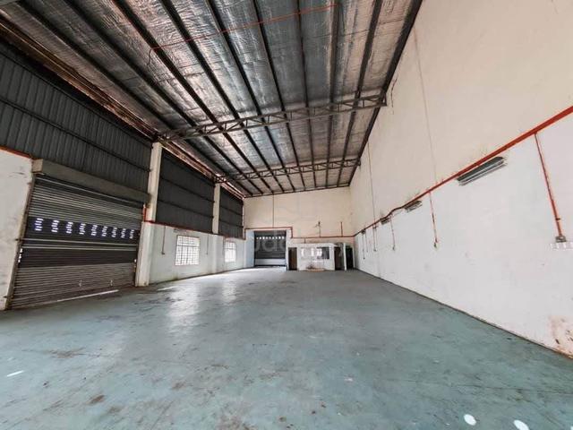 Kempas Utama 1.5 Storey Cluster Factory for Rent - 5600sqft 1
