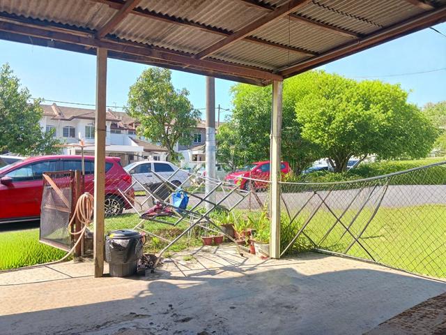 [OPEN FACING] Freehold Single Storey Terrace House, Bdr Kinrara BK 4 1