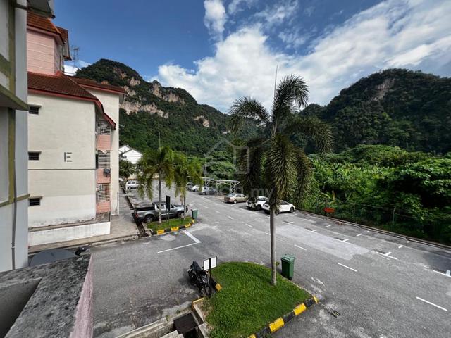 Alpine Village Apartment 3