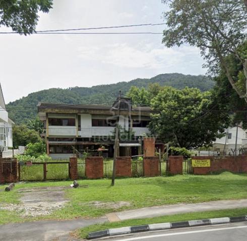 Bungalow House with big land at Jalan Utama - 14500sf nr Pulau Tikus 1