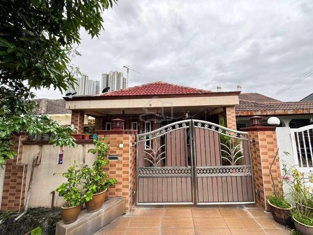 RENOVATED🌟4 ROOMS🌟20x70🌟1-Sty Terrace Taman Medan Petaling Jaya 1