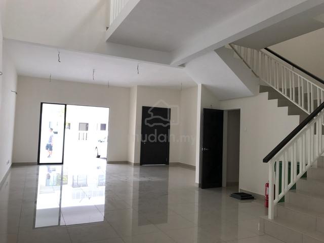 Bandar Puteri Bangi 2 Storey House For Sale/Rent 1