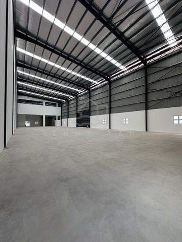 Brand New Move-In Ready Cluster Fractory For Sales At Jenjarom 1