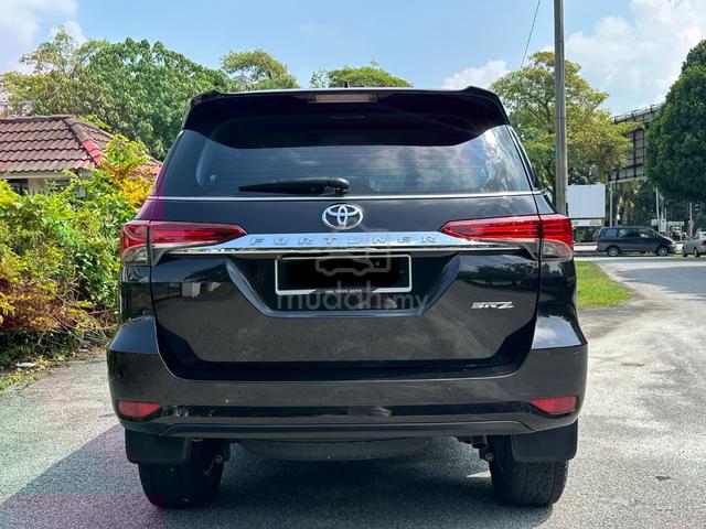 2017 Toyota FORTUNER 2.7 SRZ 4x4 3 YEARS WARRANTY - 4