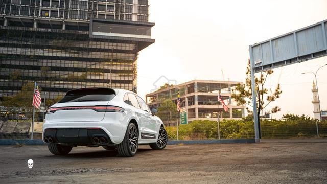 2024 Porsche Macan T 2.0L Japan - 4