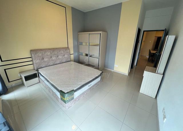 Marina Residence 5