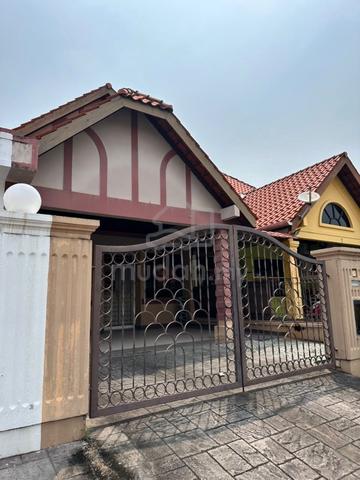 Taman Rinting 1.5 Storey House for RENT DISEWA Masai ria sierra 1