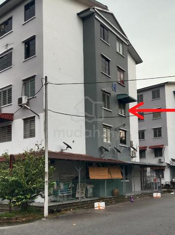 Rumah Pangsa Batu Berendam 1