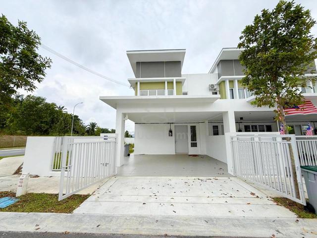 Double Storey Terrace CORNER LOT, Nusari Aman 3, Bandar Sri Sendayan 1