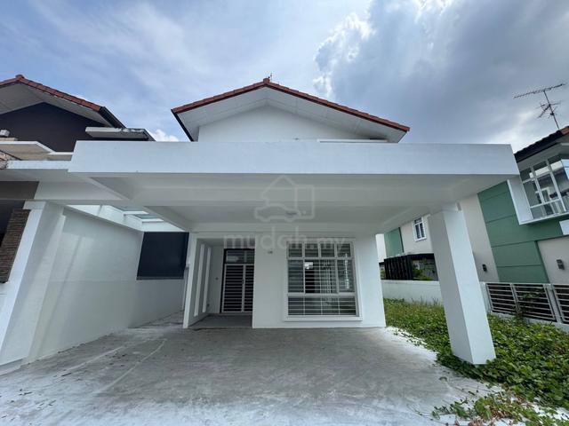 Brand New 2 Storey Semi D Taman Ponderosa Original Unblock G&G Molek 1