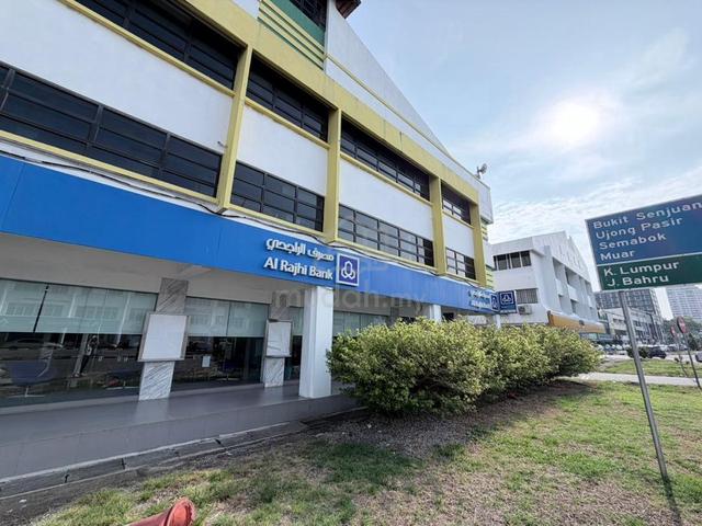 High Traffic MAIN ROAD CORNER Shoplot 3,078 SqFt @ Melaka Raya 1