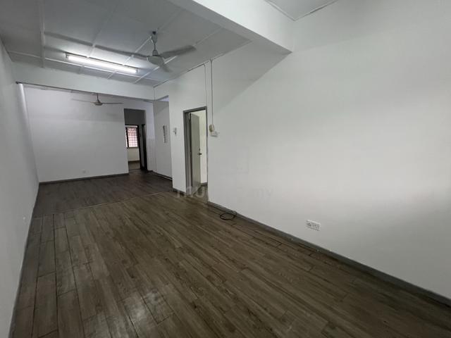 Townhouse at Pandan Indah - walking distance to LRT Cempaka & Cahaya 1