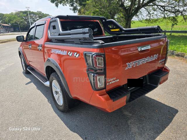 2022 Isuzu D-MAX 1.9 PREMIUM (A) HI SPEC FULL LOAN - 3