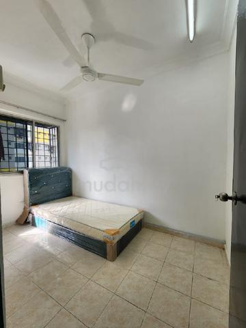 room for male bangsar south pantai dalam ppum um 1