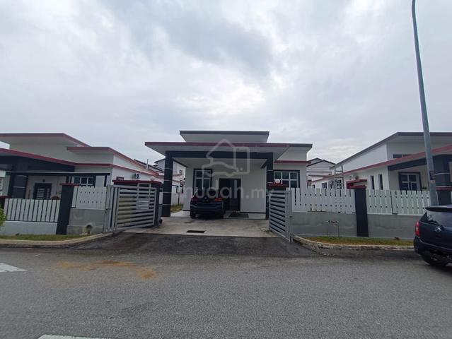 Senawang Taman Villa Bukit Negeri Single Storey Bungalow for Rent 1