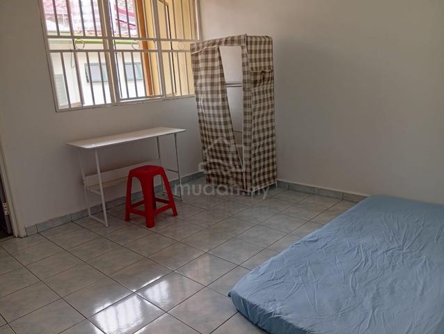 Medium room Eria,K.Kemuning (double storey) 1
