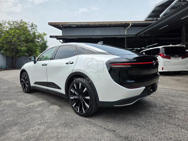 TURBO 2023 Toyota CROWN 2.4 CROSSOVER RS ADVANCED - 2