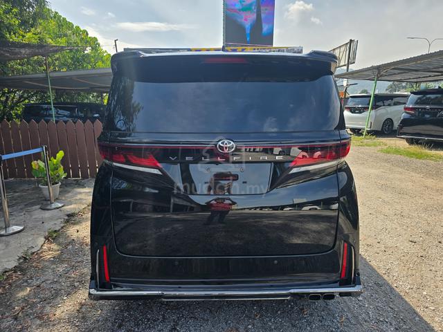 Recond 2023 Toyota VELLFIRE 2.4 Z PREMIER - 4