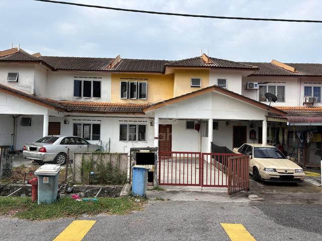 Double Storey Terrace Taman Banting Baru 1