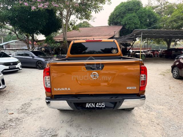 Nissan NAVARA 2.5 V NP300 4x4(A)-16 - 4