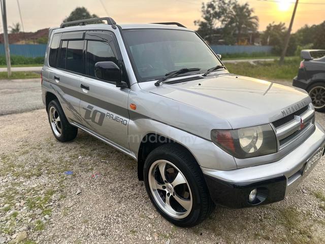2003 Mitsubishi PAJERO iO - 1