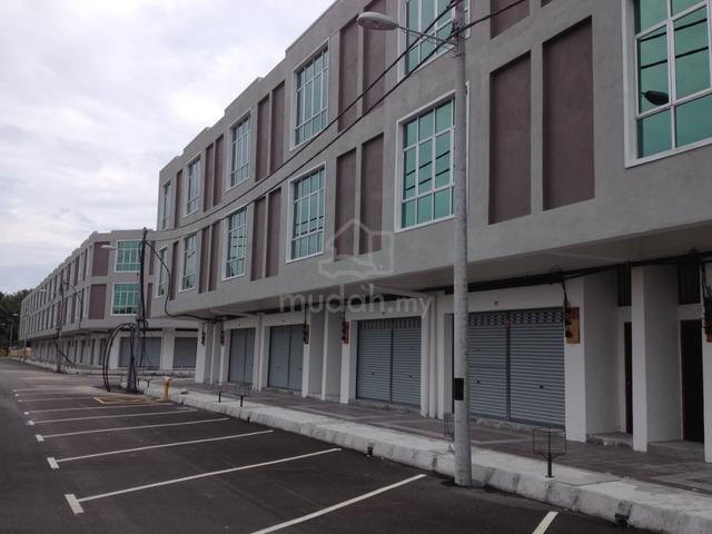 Sejati 3-Storey Shop near Aeon & Lotus 1