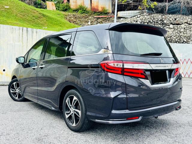 PROMO Honda ODYSSEY 2.4 RC1 ALPINE 2P/DooR Sunroof - 2