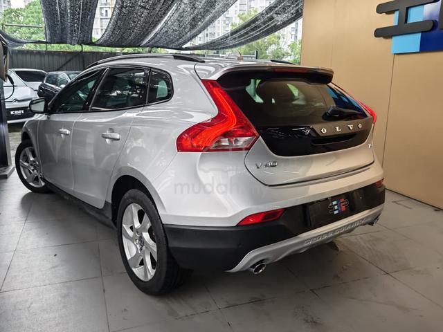 2016 Volvo V40 T5 2.0 CROSS CLOUNTRY - 2