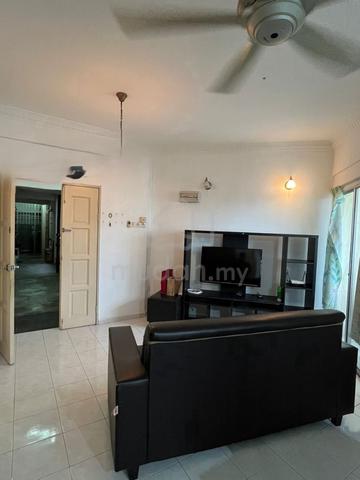 Desa Bayan Apartment 1