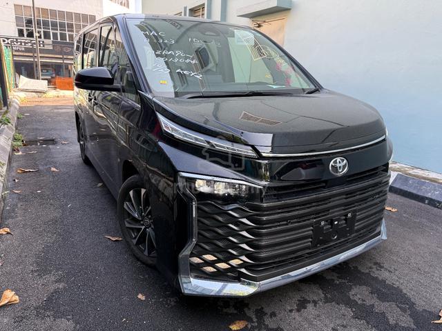 2022 Toyota VOXY 2.0 S-Z (A) POWER BOOT - 1
