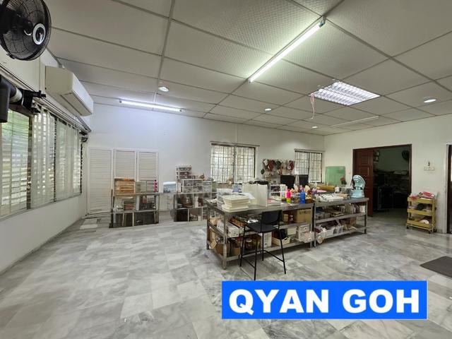 [CORNER & NON SPLIT] [Long 2 Storey Terrace@ Island Park Greenlane] 1