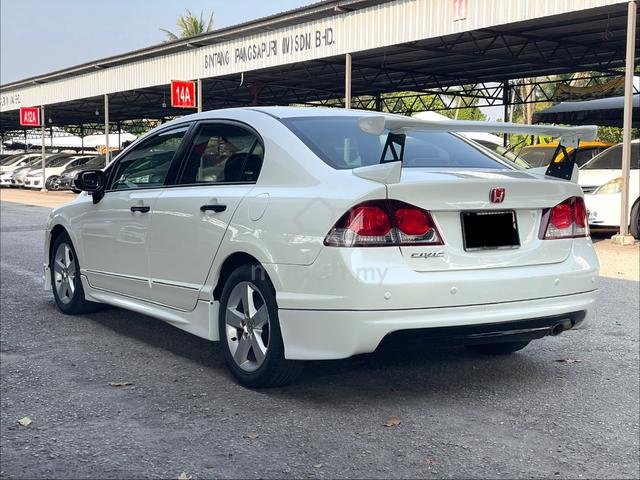 2010 Honda CIVIC 1.8 I-VTEC (A) - 3