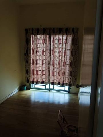 2-Storey Terrace House | 3R3B | Extended Kitchen 1