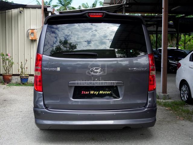 2011 Hyundai GRAND STAREX 2.5 ROYALE (A) - 3