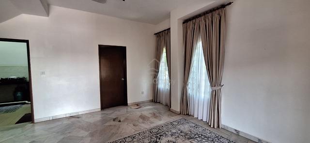 FOR RENT!! Semi D Cluster Bandar Tasik Puteri Rawang 1