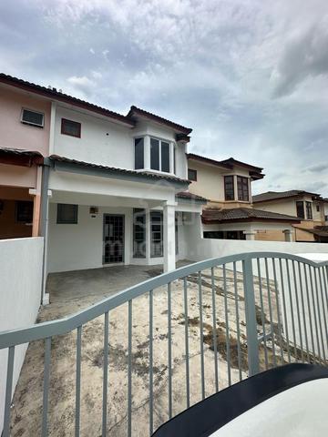 2 Sty Storey Taman Saujana Puchong 1