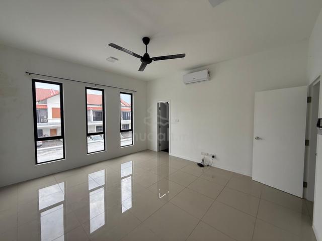 Below Market 2 Sty Terrace Reef of Tropics Cyberjaya Safiro Sejati 1