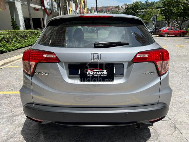 2018 Honda HR-V 1.8 V 1 OWNER ONLY LOAN 99% - 4