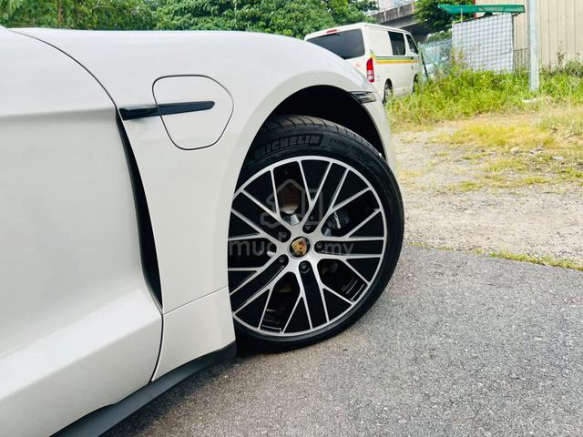 2024 Porsche TAYCAN Sedan 93.4kWh New Car HighSpec - 5