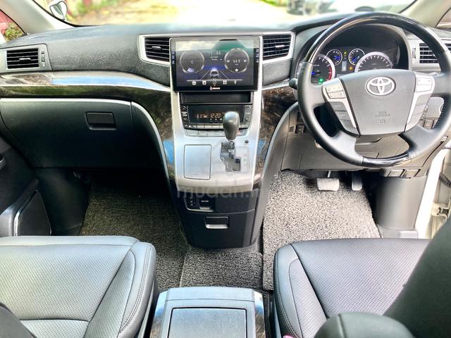 2012 Toyota VELLFIRE 3.5 ZG 🎊 FL BLACK INTERIOR - 4