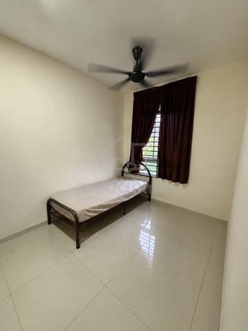 Bilik Sewa Wanita Single - Puncak Alam (OGOS) ( Boleh Short Stay ) 1